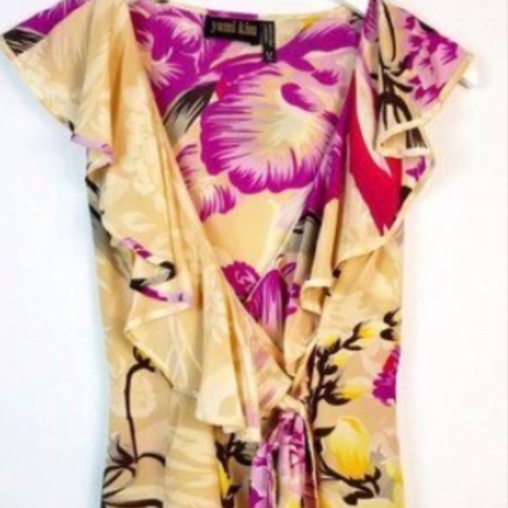 EUC 100% Beautiful Silk Lightweight smooth and soft Tie Wrap Top blouse - Small - Picture 1 of 2
